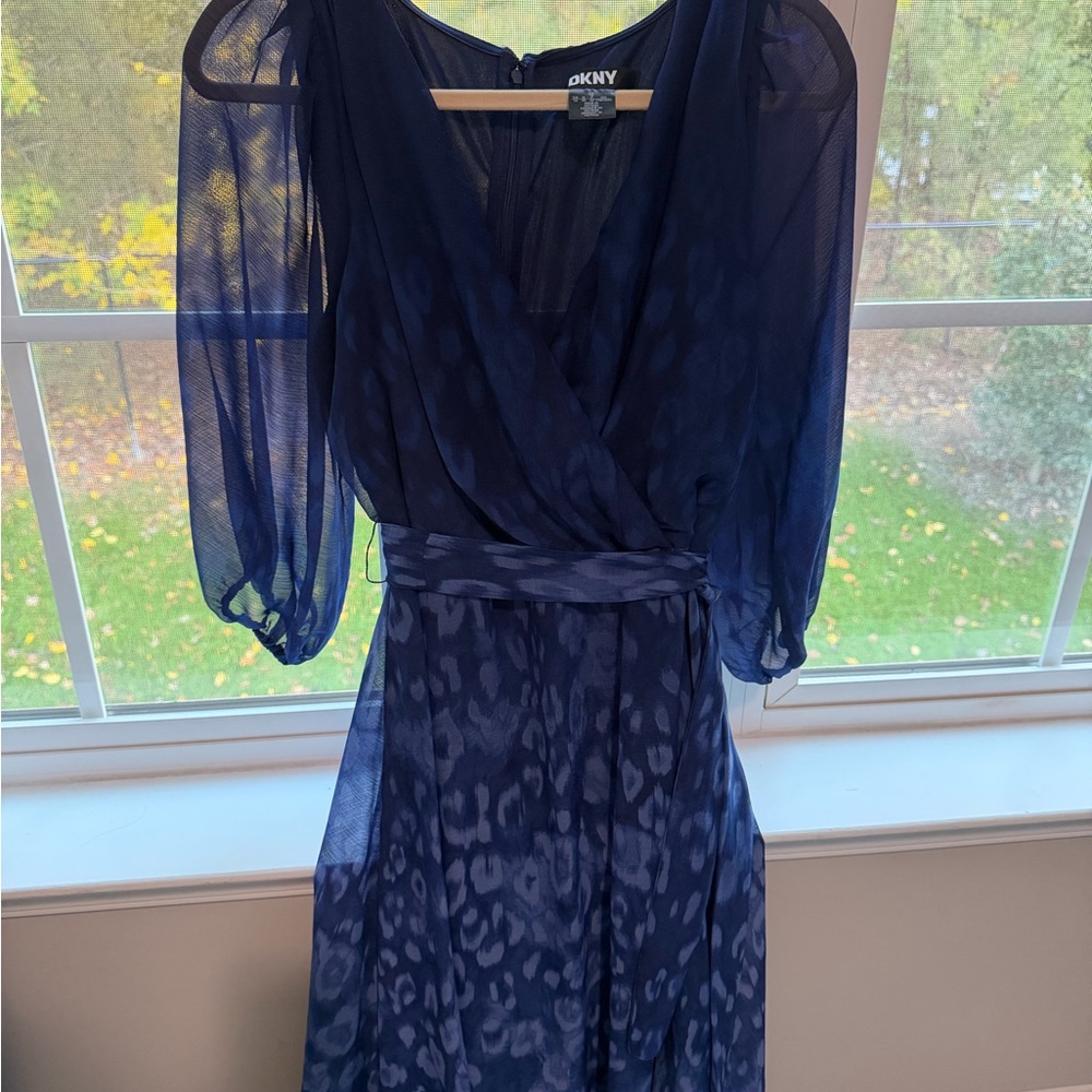 Dress - Picture 14 of 16